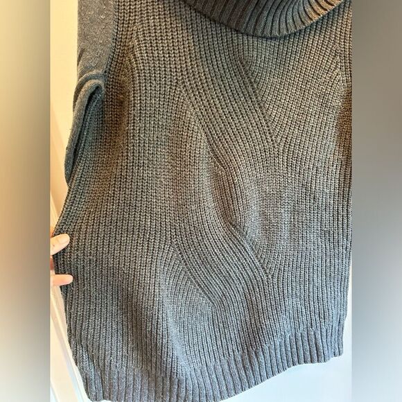 Vintage GAP Dark Gray Turtleneck Sweater - Picture 6 of 6